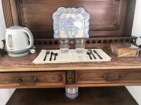 Coffee and tea making facilities at La Almedina: Palacio de Foronda