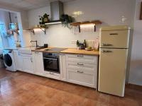 A kitchen or kitchenette at Los Nietos Apartment