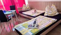 Postel nebo postele na pokoji v ubytování Ferienapartment-Leipzig-Plagwitz
