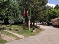 En have udenfor Casa la Poveda