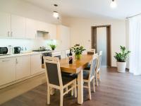 Kuchyň nebo kuchyňský kout v ubytování Apartamenty Bonerowska 5