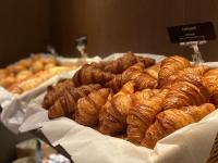 Eten bij of ergens in de buurt van het hotel

