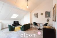 Telewizja i/lub zestaw kina domowego w obiekcie Nancy Gare Superbe appartement