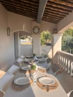 Balkón alebo terasa v ubytovaní Villa provençale Magnifique vue Golfe de St Tropez