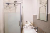 Rooms Garibaldiにあるバスルーム