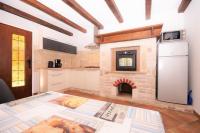 Kuchyň nebo kuchyňský kout v ubytování Comfort and affordable apartments Slavica