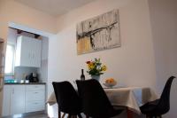 Kuchyň nebo kuchyňský kout v ubytování Comfort and affordable apartments Slavica