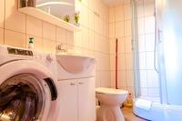 Koupelna v ubytování Comfort and affordable apartments Slavica
