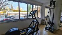 Fitness centrum a/nebo fitness zařízení v ubytování STAY Eden Beach Studio