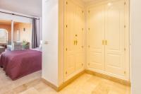 Posteľ alebo postele v izbe v ubytovaní Elviria Apartment