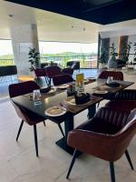 Khu vực ghế ngồi tại La Vita Luxury Apartment