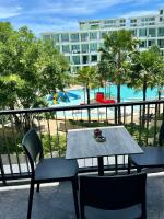 Hồ bơi trong/gần La Vita Luxury Apartment