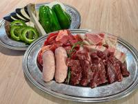 Jídlo v hotelu nebo okolí