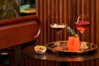 21 Carpenter, Singapore, a Member of Design Hotelsで提供されているドリンク