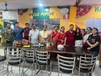 Επισκέπτες που μένουν στο Blizz Stayz - Trishul Express