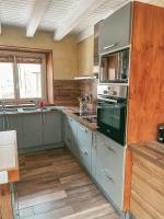 Kuchyňa alebo kuchynka v ubytovaní Villa de Charme en Haute-Savoie