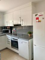 A kitchen or kitchenette at Casa Jazmín Fuentes de Almuñecar