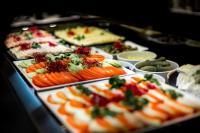 Jídlo v aparthotelu nebo okolí