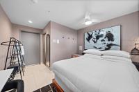 Wanderstay Boutique Hotelにあるベッド