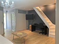 Plán poschodí v ubytovaní Charmante maison climatisée et au calme