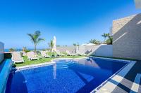 Bazén v ubytování Villa Elisabetta, Luxury Villa with Heated Pool Ocean View in Adeje, Tenerife nebo v jeho okolí