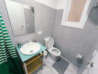 Koupelna v ubytování Apartamentos Carrillo 7