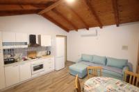 Kuchyň nebo kuchyňský kout v ubytování Apartments with parking spaces Borje, Peljesac - 12507