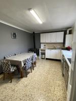 Kuchyň nebo kuchyňský kout v ubytování Casa Les Roques