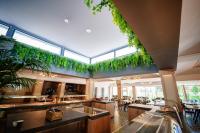 En restaurant eller et andet spisested på Bacolux Koralio, Eforie Nord