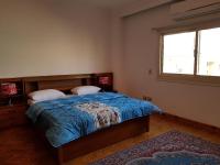 Postel nebo postele na pokoji v ubytování 3BR Cosy Apartment near 5A, New Cairo Families Only