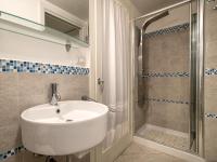 Kúpeľňa v ubytovaní Holiday Home Shardana by Interhome