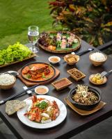 Mad på resortet eller i nærheden