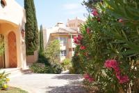 Vonkajšia záhrada v ubytovaní Elviria Apartment