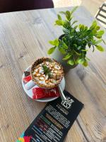 Φαγητό σε αυτό το ξενοδοχείο ή κάπου εκεί κοντά