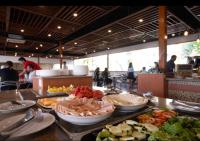 Mad på hotellet eller i nærheden