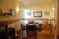 Posedenie v ubytovaní Hotel Iris Crillon