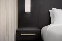 Residence Inn by Marriott Indianapolis Plainfieldにあるベッド
