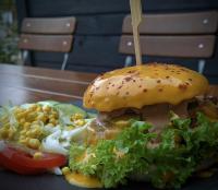 Jídlo v apartmánu nebo okolí