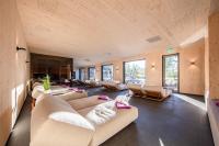 Posezení v ubytování FAIR RESORT All Inclusive Wellness & Spa Hotel Jena