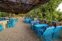 Сад в Samara Guest House