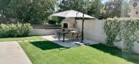 Ein Garten an der Unterkunft Casa Mia