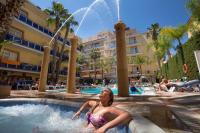 Bazén v ubytování Cleopatra Spa Hotel nebo v jeho okolí