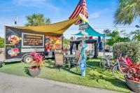 En have udenfor Spectacular Modern Key Largo Home