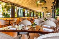 Restaurace v ubytování Palm Hotel & Spa