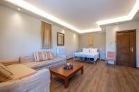 Łóżko lub łóżka w pokoju w obiekcie Finday Eco Boutique Hotel