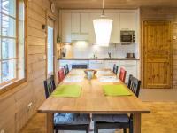 Kuchyň nebo kuchyňský kout v ubytování Holiday Home Villa koira nr2 by Interhome