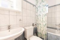 Kúpeľňa v ubytovaní Marilena Apartments Anastasiou
