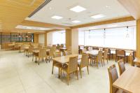 En restaurant eller et andet spisested på Hotel Consort Shin-Osaka