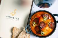 Jídlo v hotelu nebo okolí