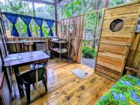 Arboura Eco Cabinsにある庭